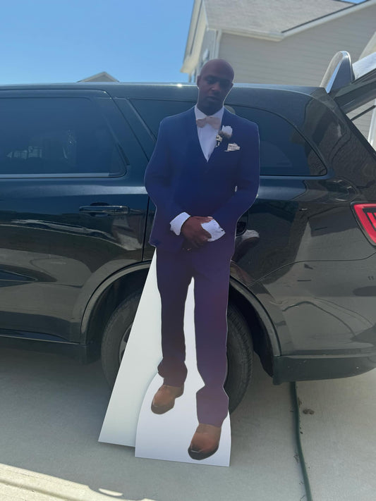 Custom Life-Size Cutout – Your Photo, Your Way!